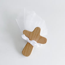 Load image into Gallery viewer, Wooden Cross Favor