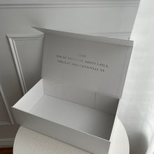 Load image into Gallery viewer, Small Personalised Gift Box