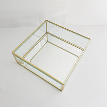 Load image into Gallery viewer, Gold Trim Mirror Stefana Box