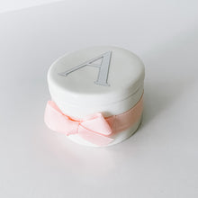 Load image into Gallery viewer, Small Round Trinket Box
